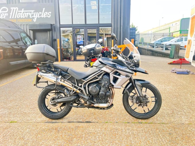 2025 Triumph Tiger 800