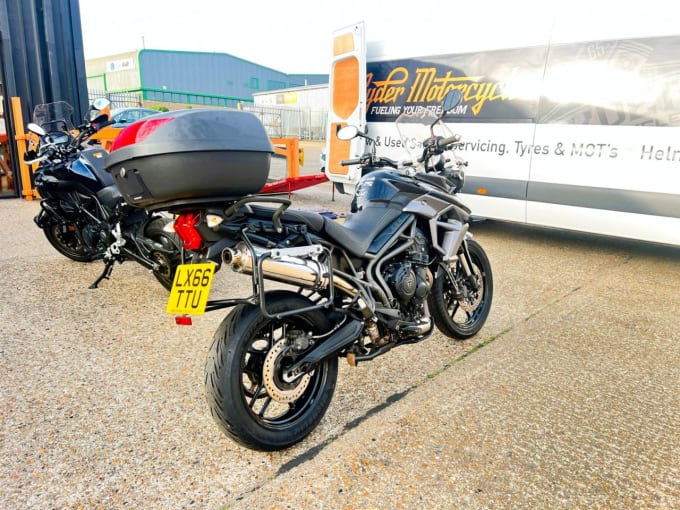 2025 Triumph Tiger 800