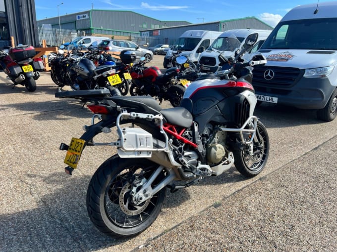 2025 Ducati Multistrada V4
