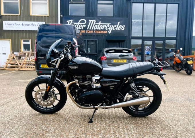 2025 Triumph Street Twin