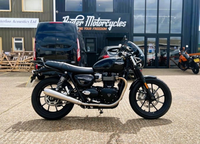 2025 Triumph Street Twin