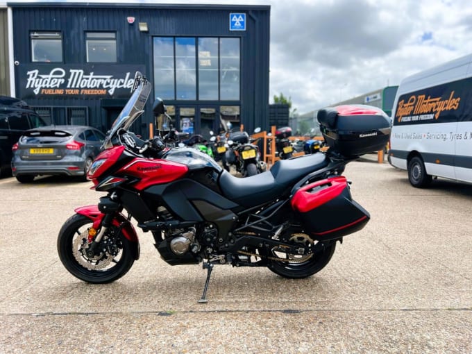 2025 Kawasaki Versys 1000