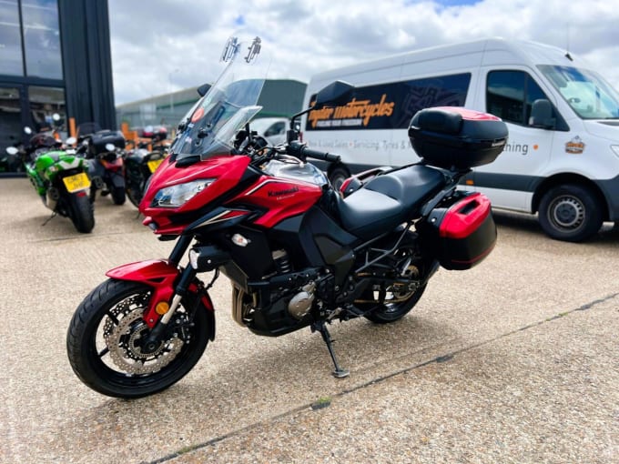 2025 Kawasaki Versys 1000