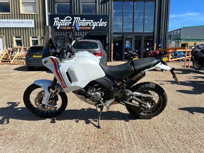 2025 Ducati Desertx