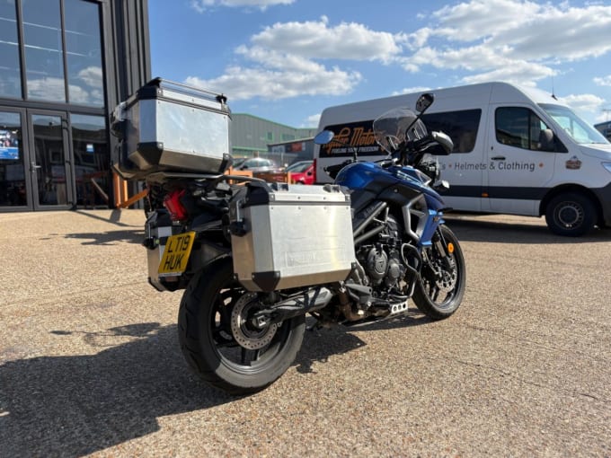 2025 Triumph Tiger 800