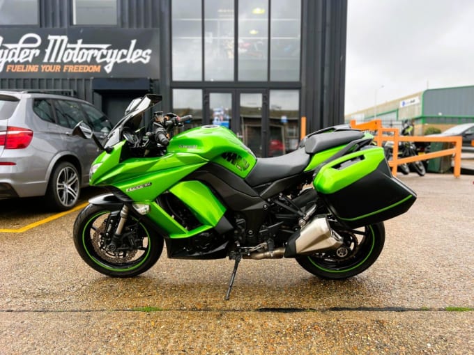 2025 Kawasaki Z1000 Sx