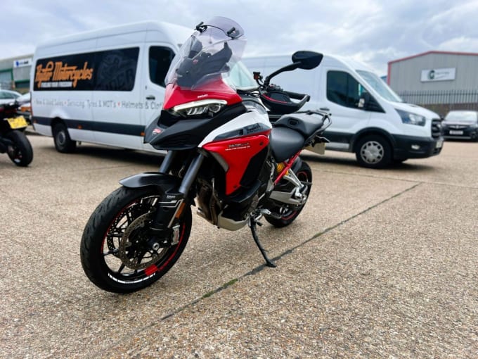 2025 Ducati Multistrada V4