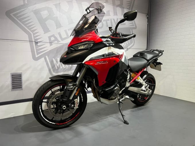 2025 Ducati Multistrada V4