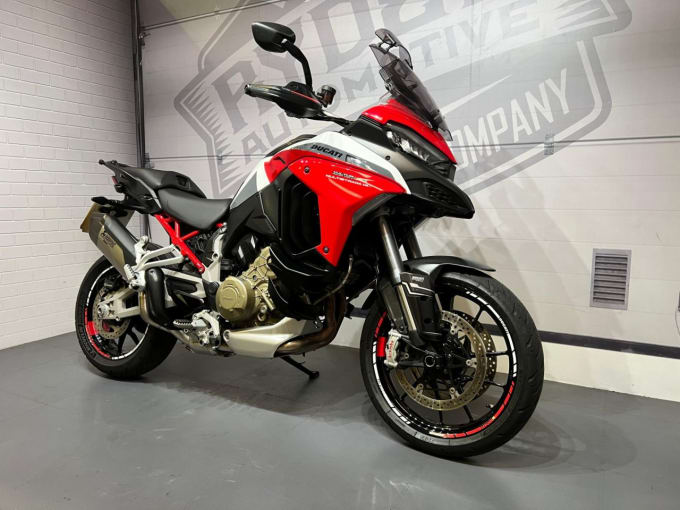 2025 Ducati Multistrada V4