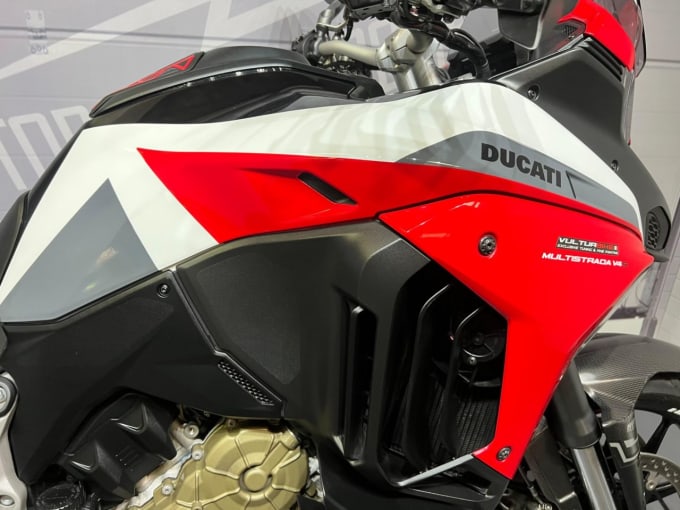 2025 Ducati Multistrada V4