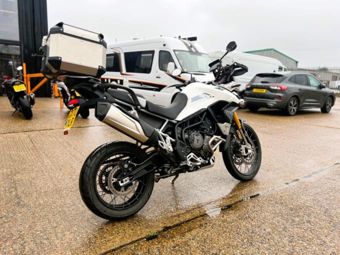 2025 Triumph Tiger 900