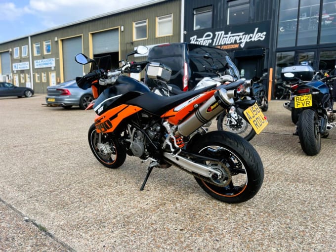 2025 Ktm 990 Supermoto