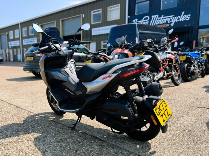 2025 Aprilia Sr Gt 125