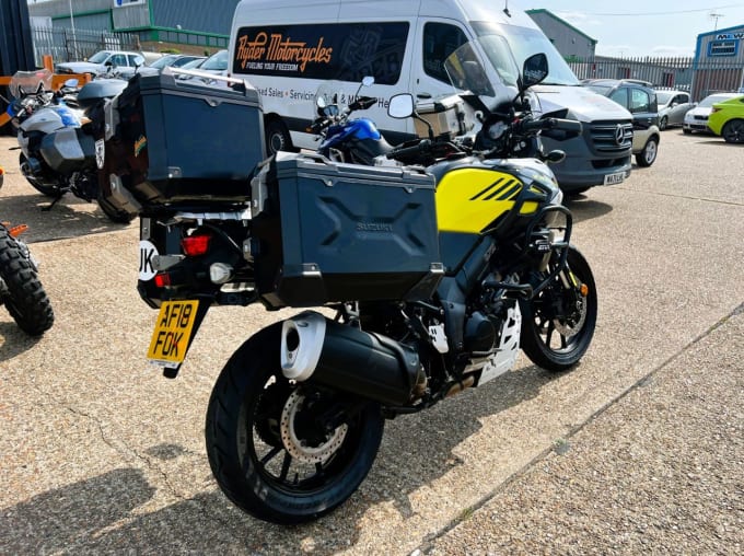 2025 Suzuki V-strom 1000