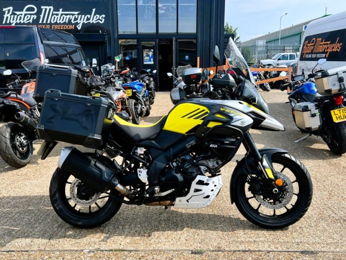 2025 Suzuki V-strom 1000