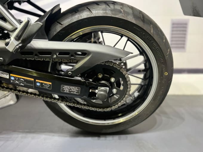 2025 Kawasaki Z900 Rs