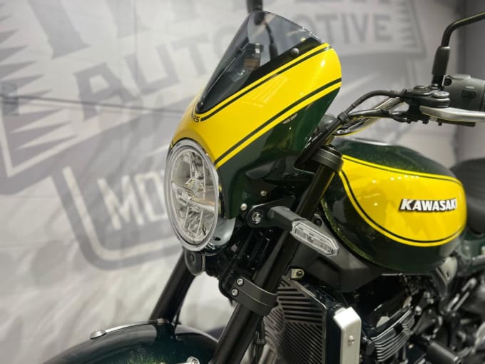 2025 Kawasaki Z900 Rs