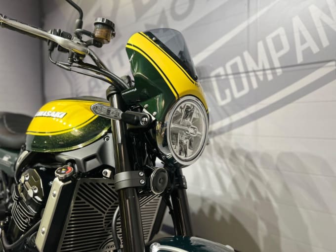 2025 Kawasaki Z900 Rs
