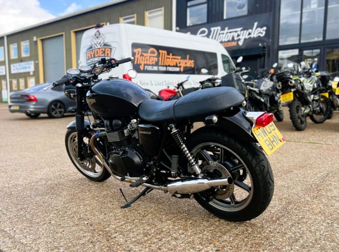 2025 Triumph Bonneville 865