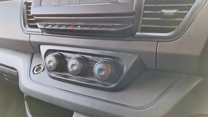 2022 Renault Trafic
