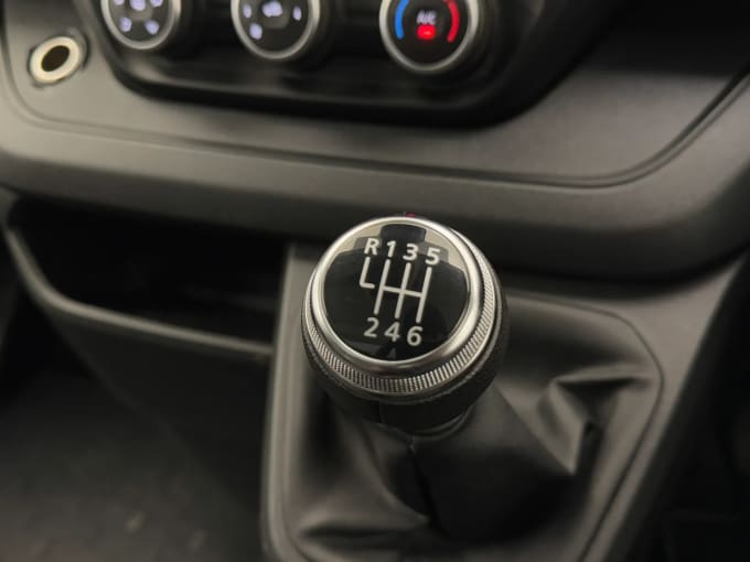 2023 Renault Trafic