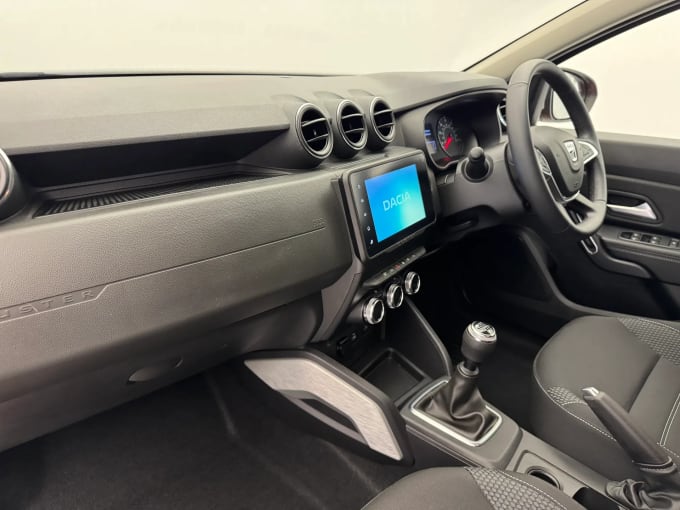 2022 Dacia Duster