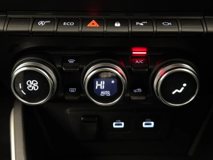 2022 Dacia Duster