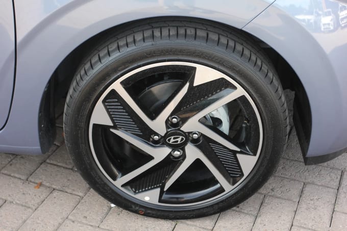 2025 Hyundai I10