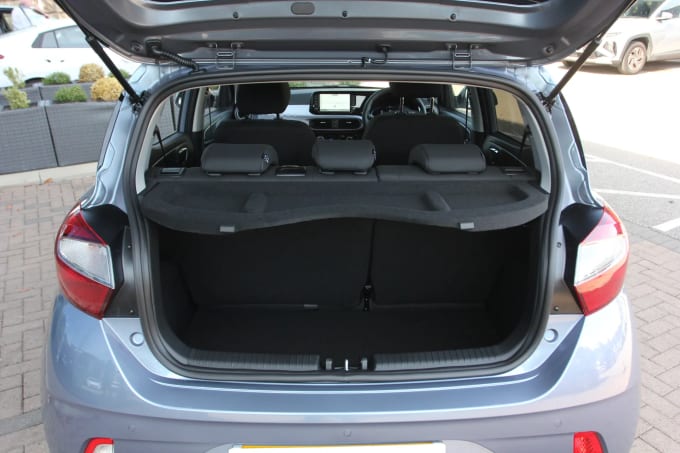 2025 Hyundai I10