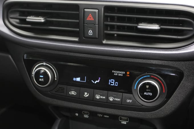 2025 Hyundai I10