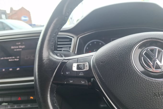 2018 Volkswagen T-roc