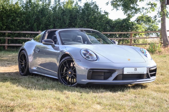 2022 Porsche 911