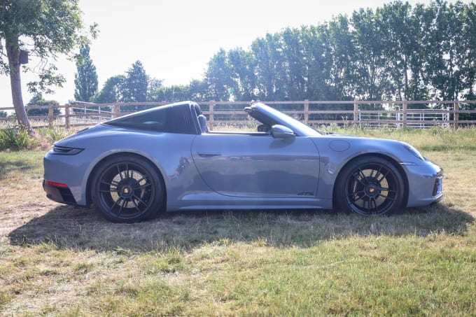2022 Porsche 911