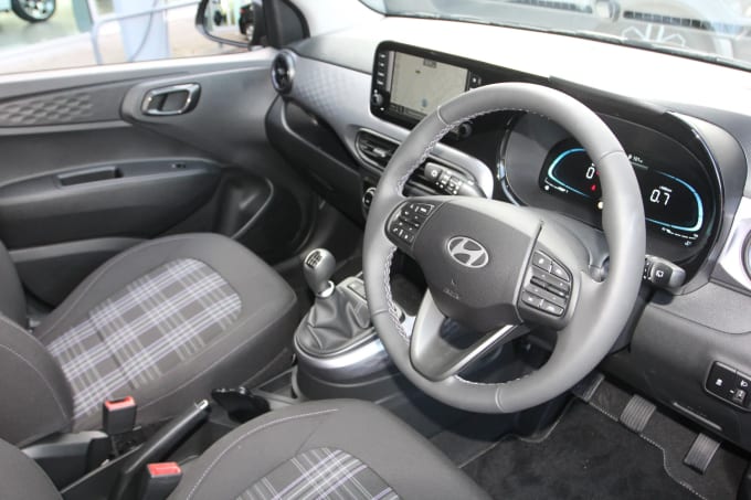 2025 Hyundai I10