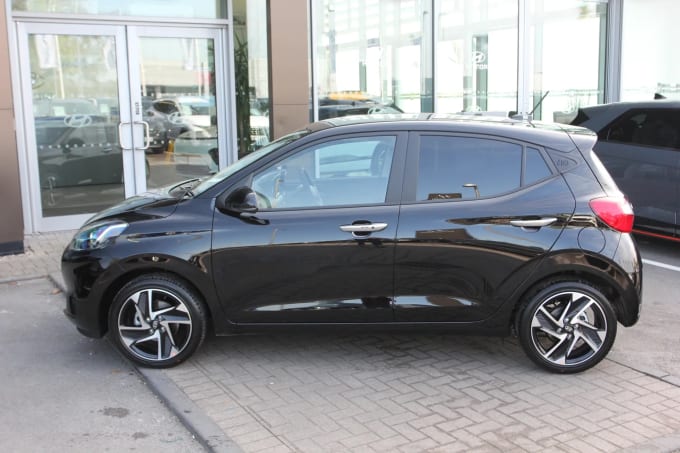 2025 Hyundai I10