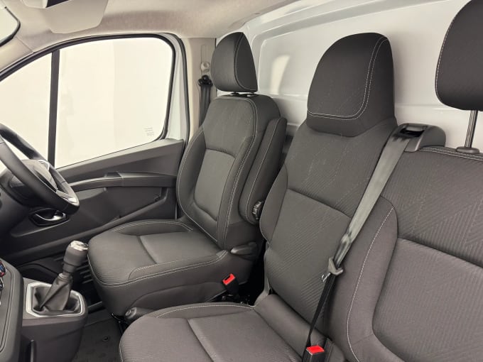 2025 Renault Trafic