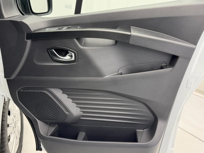2025 Renault Trafic