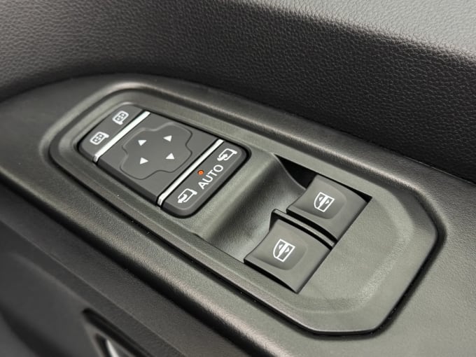 2025 Renault Trafic