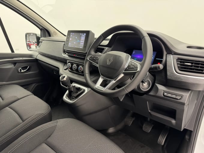 2025 Renault Trafic