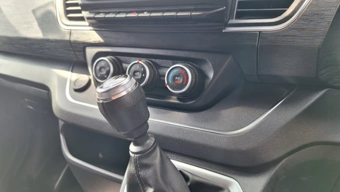 2022 Renault Trafic