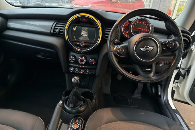 2017 Mini Hatch