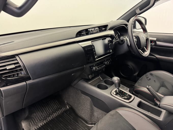 2023 Toyota Hilux