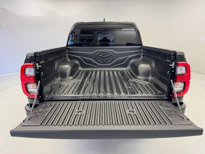 2022 Toyota Hilux