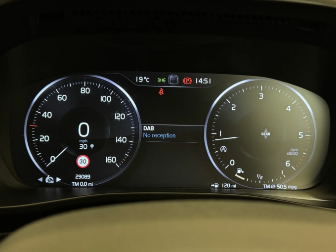2020 Volvo Xc40