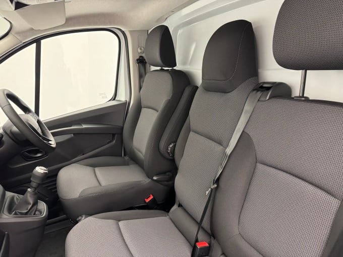 2025 Renault Trafic