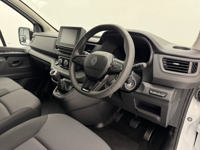 2025 Renault Trafic
