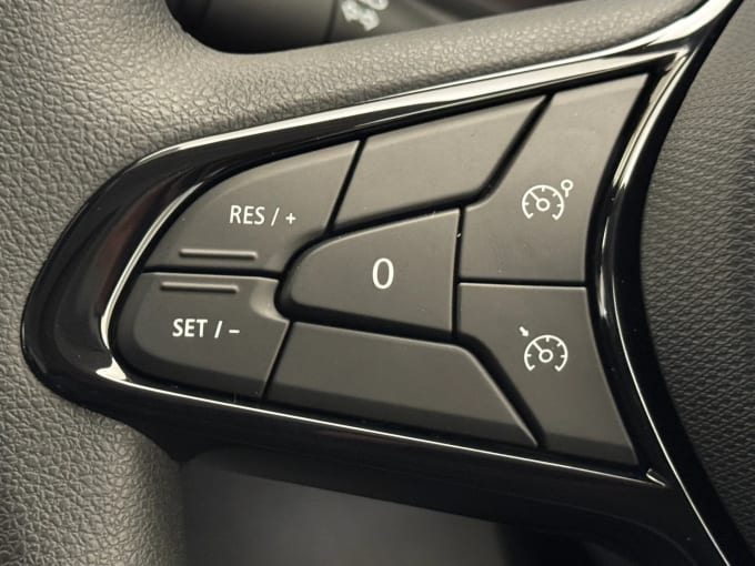 2025 Renault Trafic