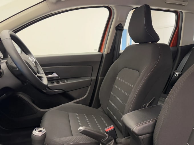 2022 Dacia Duster