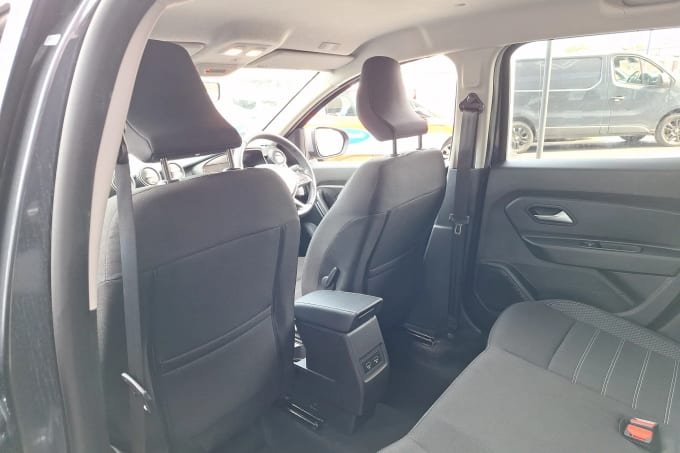 2024 Dacia Duster