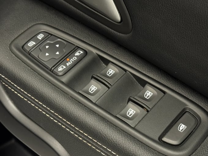2024 Dacia Duster